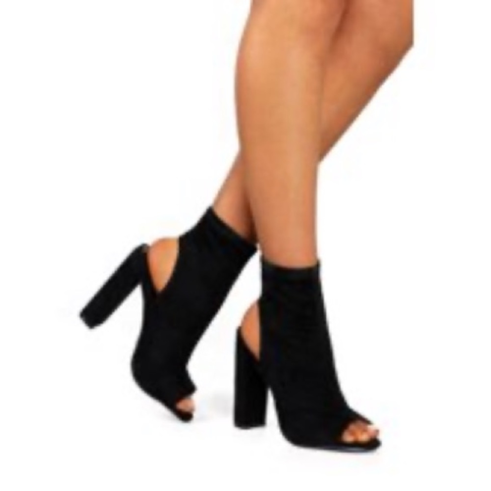 Stretchy booties